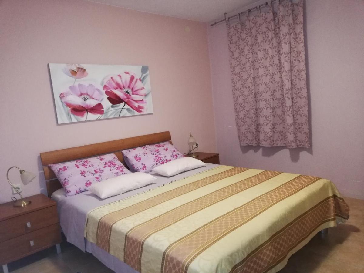 I&J Relaxing Beach Apartments Račišće المظهر الخارجي الصورة