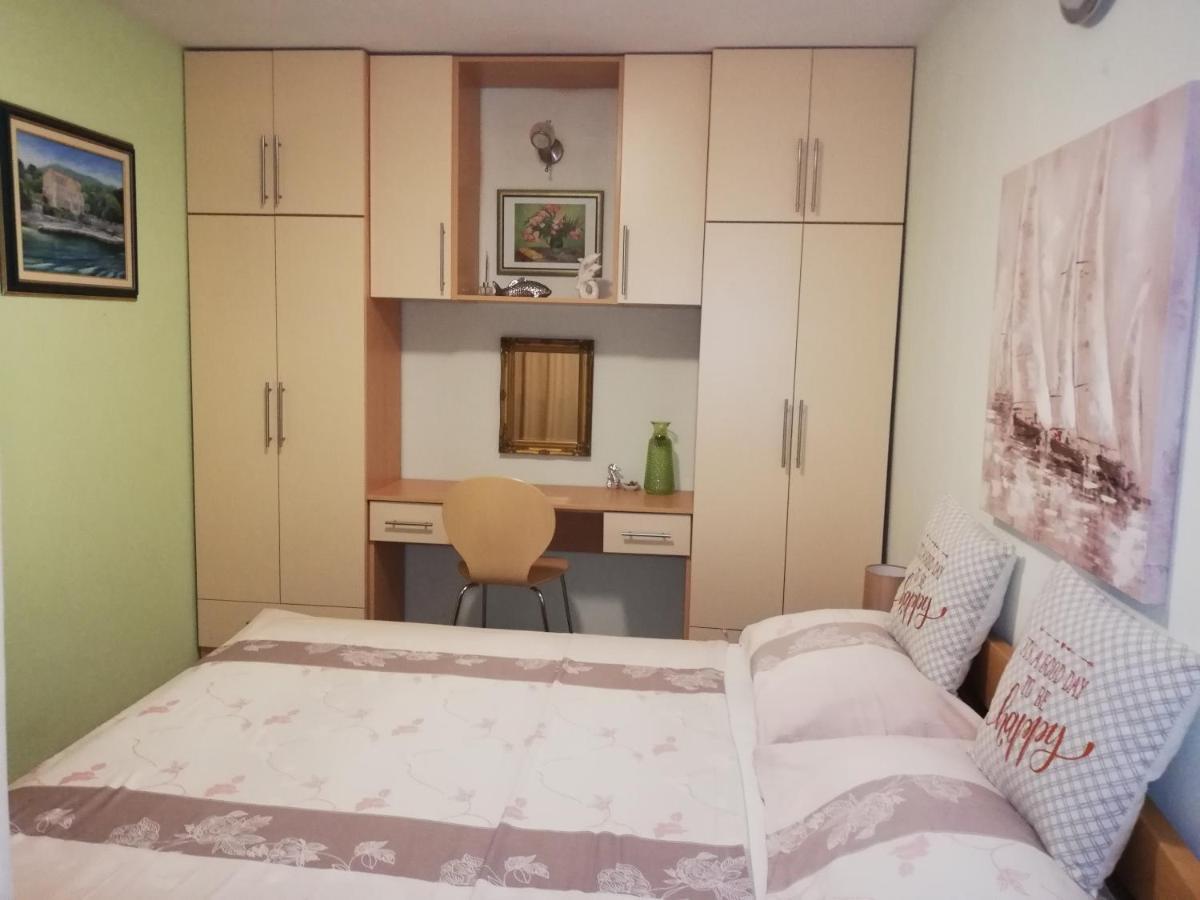 I&J Relaxing Beach Apartments Račišće المظهر الخارجي الصورة