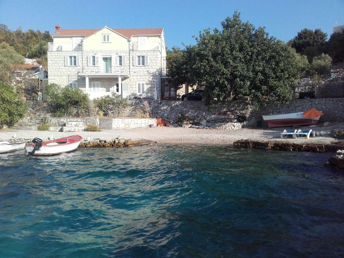 I&J Relaxing Beach Apartments Račišće المظهر الخارجي الصورة