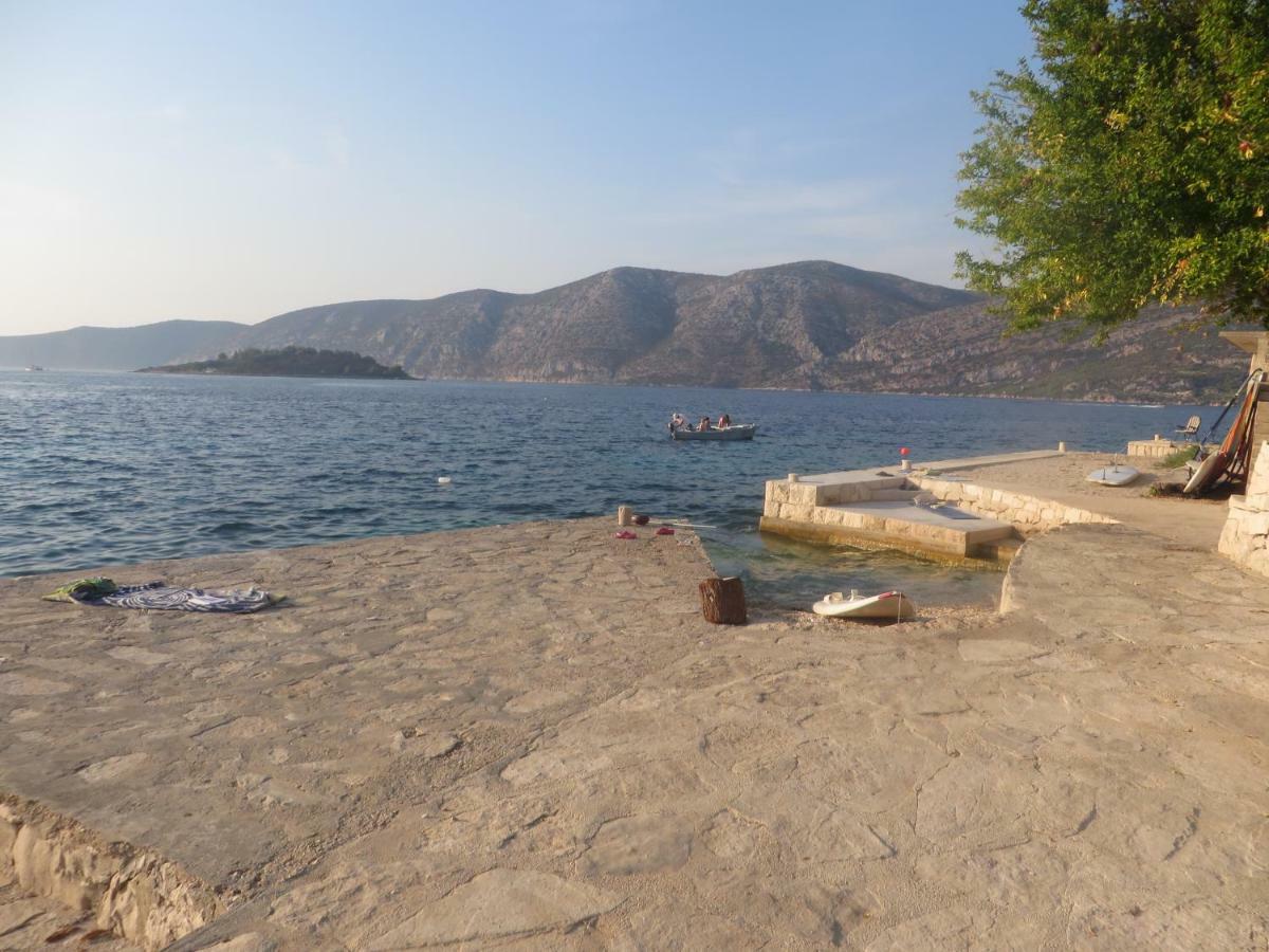I&J Relaxing Beach Apartments Račišće المظهر الخارجي الصورة