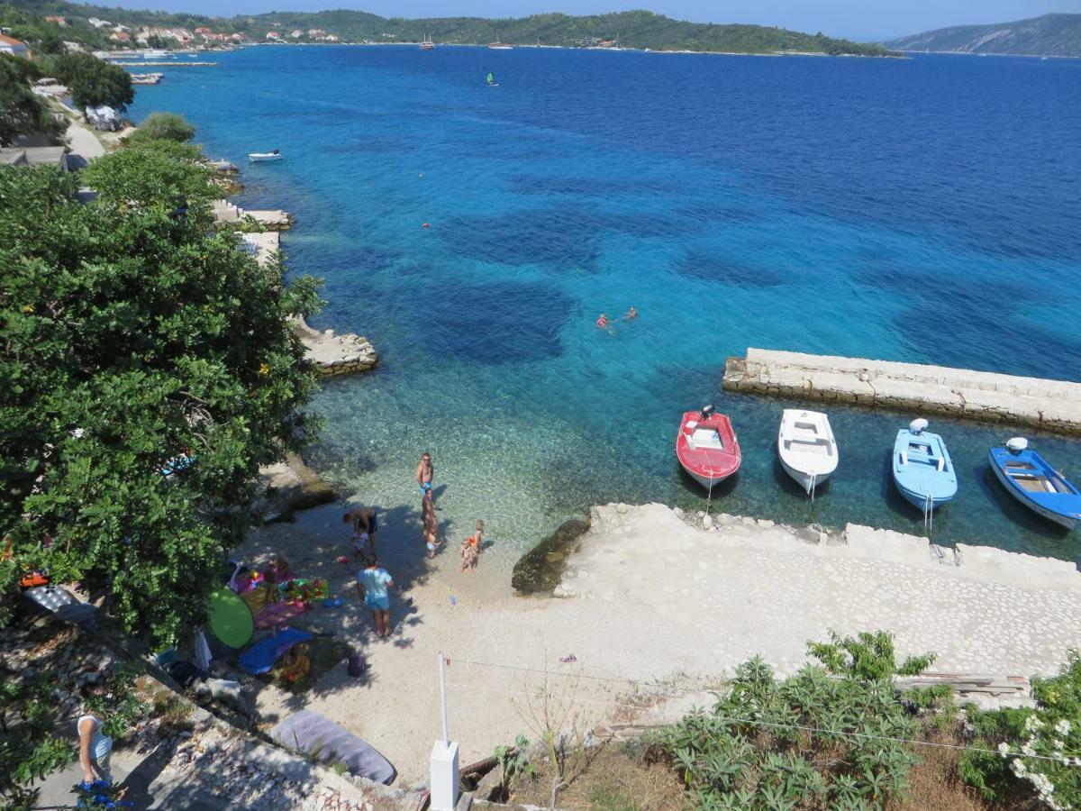 I&J Relaxing Beach Apartments Račišće المظهر الخارجي الصورة