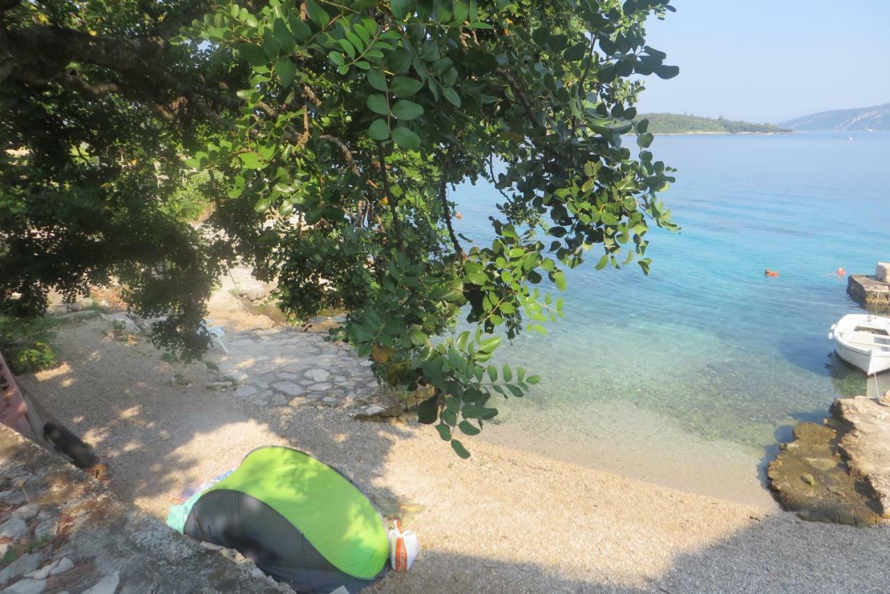 I&J Relaxing Beach Apartments Račišće المظهر الخارجي الصورة