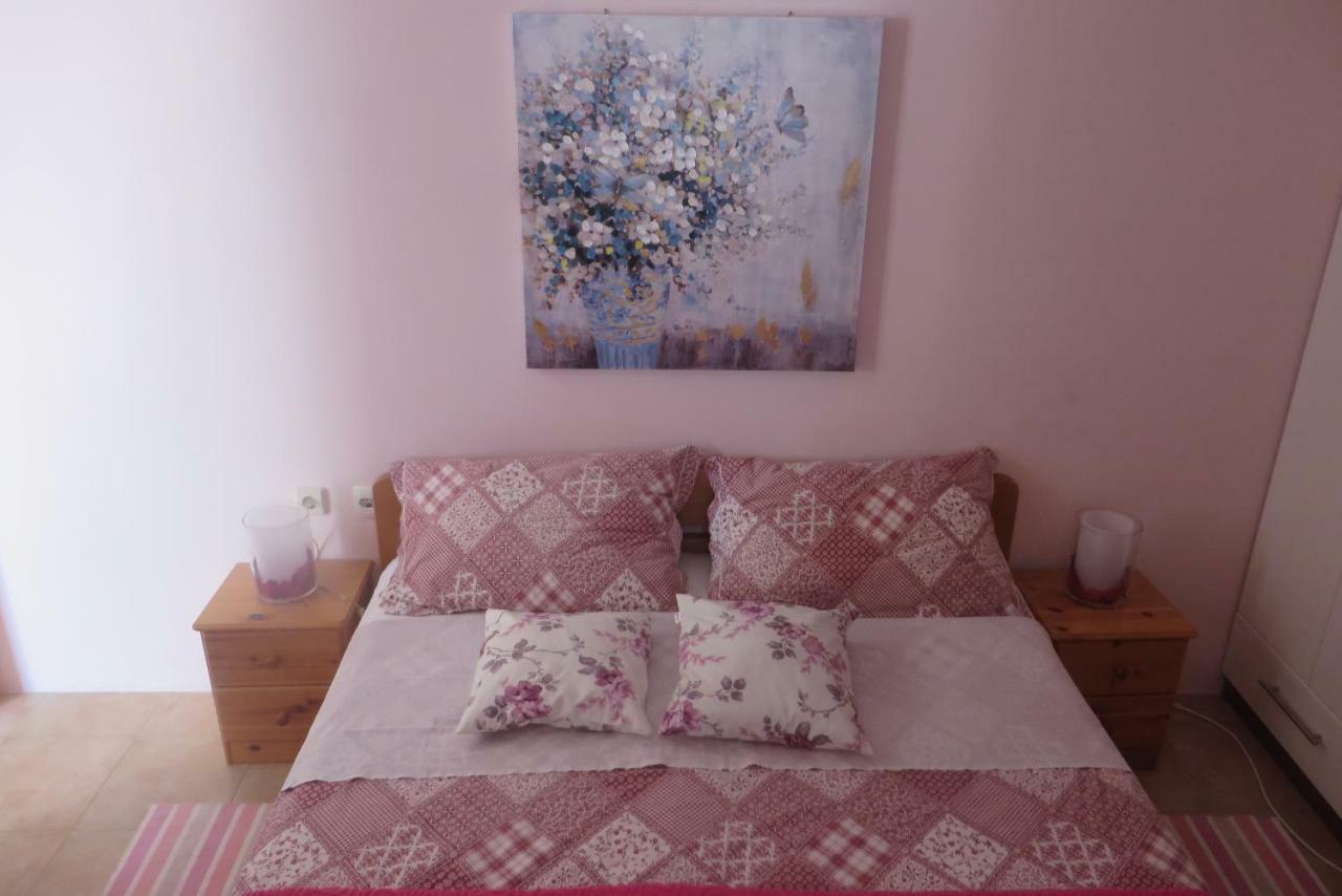 I&J Relaxing Beach Apartments Račišće المظهر الخارجي الصورة