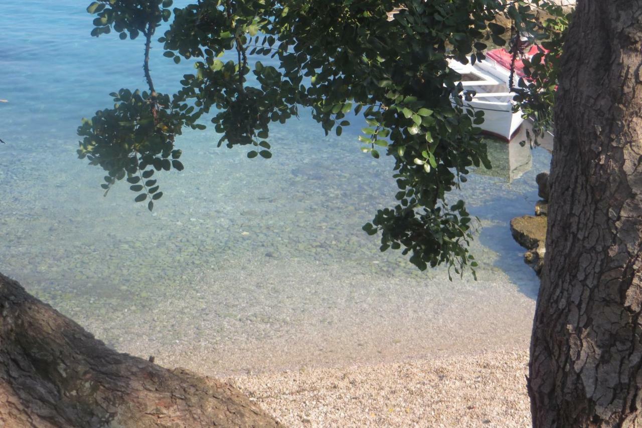 I&J Relaxing Beach Apartments Račišće المظهر الخارجي الصورة
