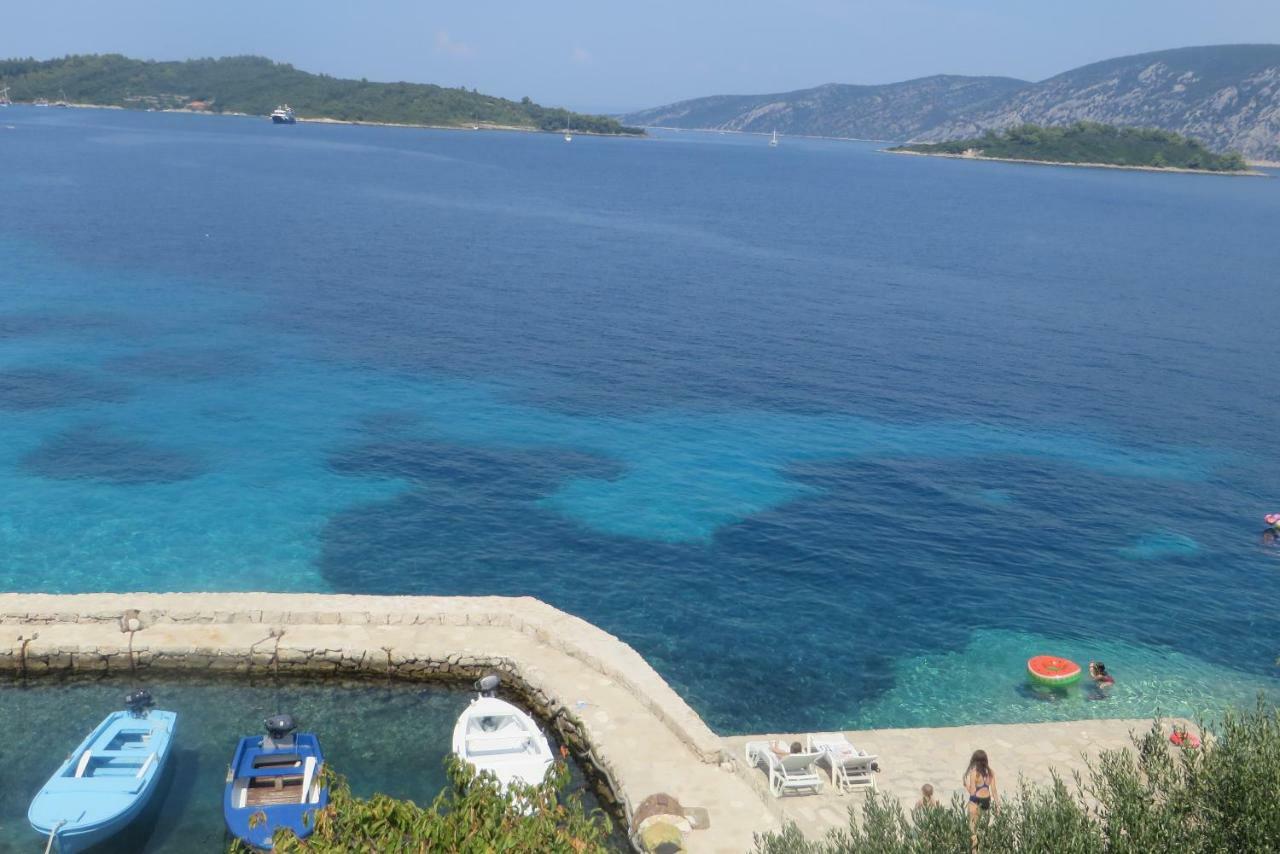 I&J Relaxing Beach Apartments Račišće المظهر الخارجي الصورة