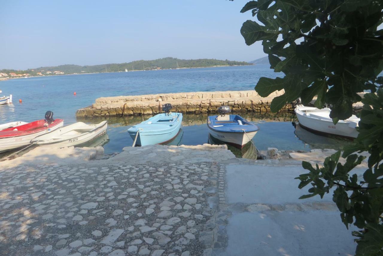 I&J Relaxing Beach Apartments Račišće المظهر الخارجي الصورة