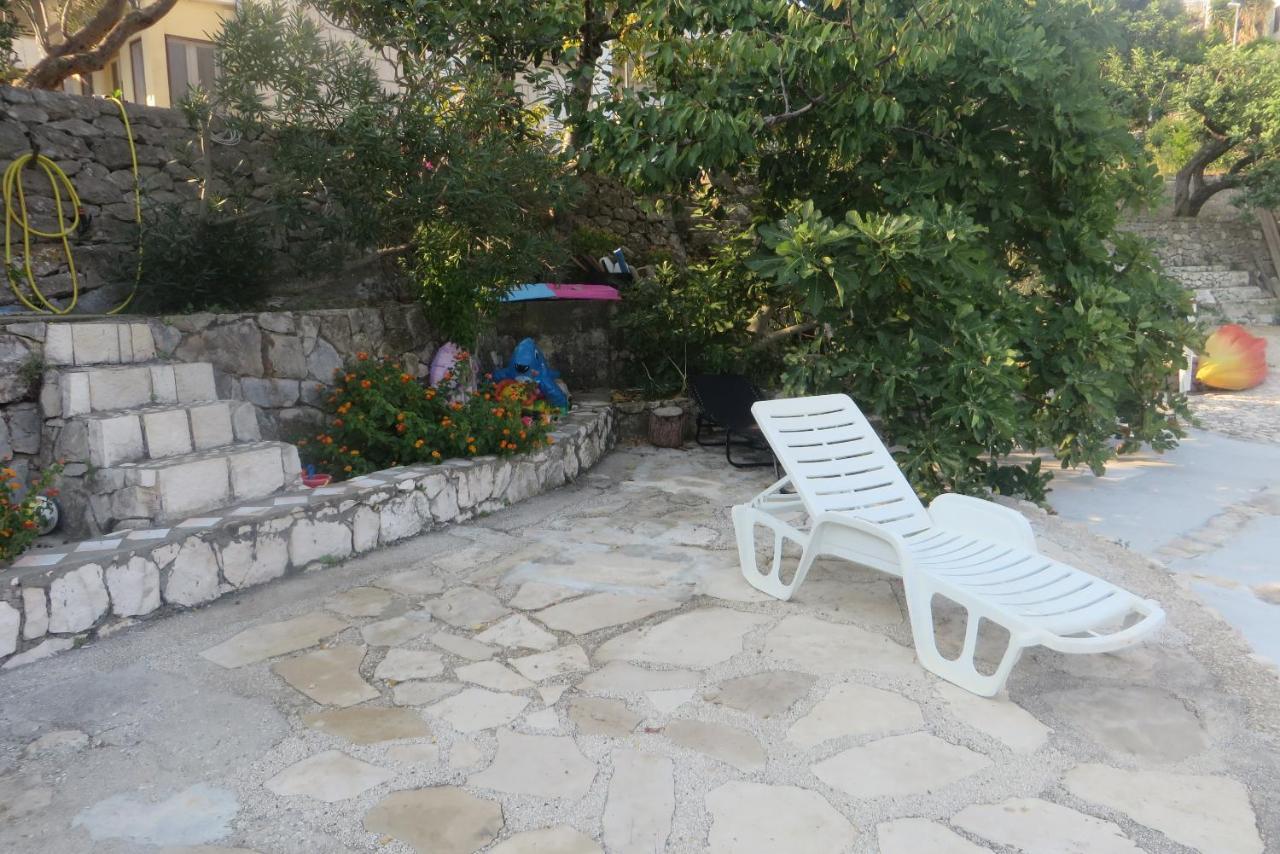 I&J Relaxing Beach Apartments Račišće المظهر الخارجي الصورة